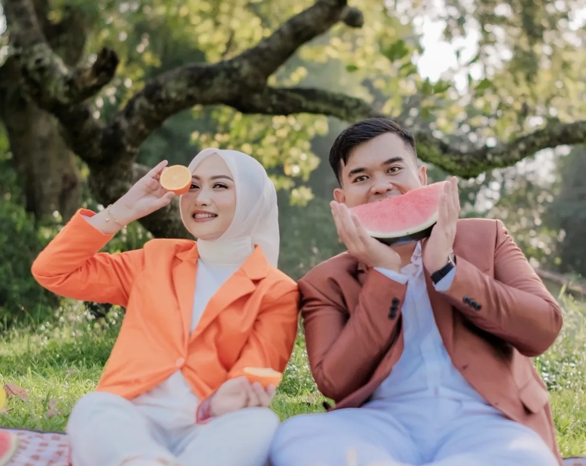 Dari Canggung Jadi Penuh Tawa: Cerita Prewedding Khalwa & Lista Bersama Rintosujarwo Photography